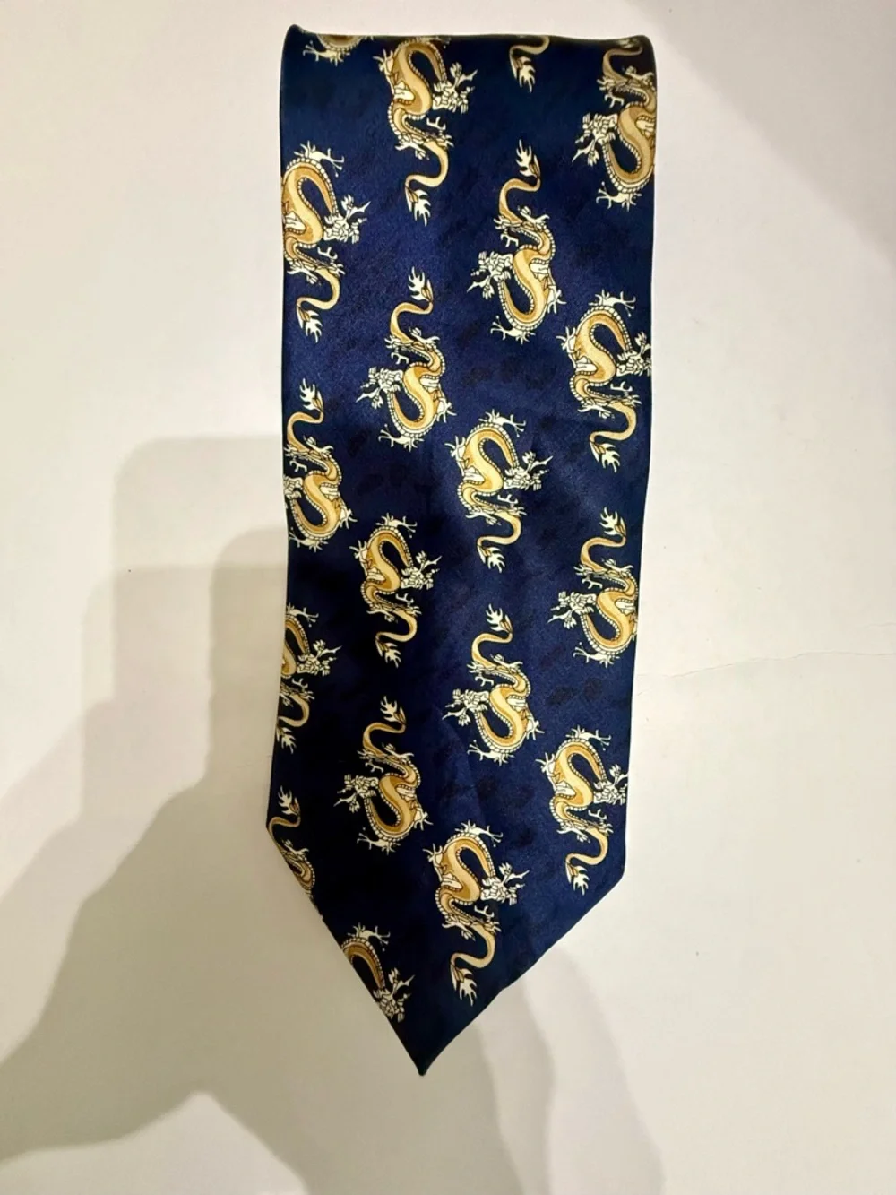 Vintage 90s Giorgio Armani Cravatte Silk Tie Golden Dragon Motif Italy - Picture 3 of 5
